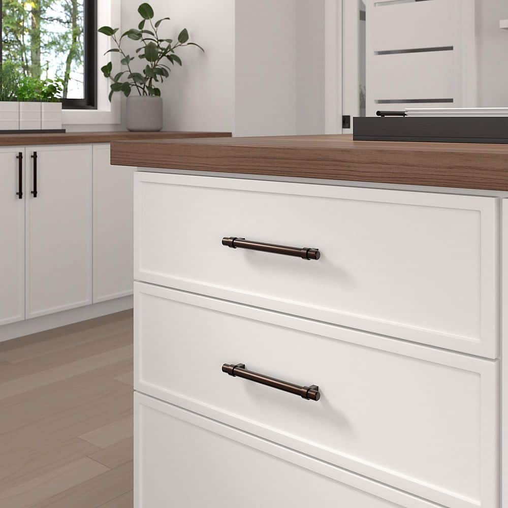 Greenwich Collection 6-5/16 in. (160 mm) Modern Brushed Oil-Rubbed Bronze Cabinet Bar Pull - Hercitys