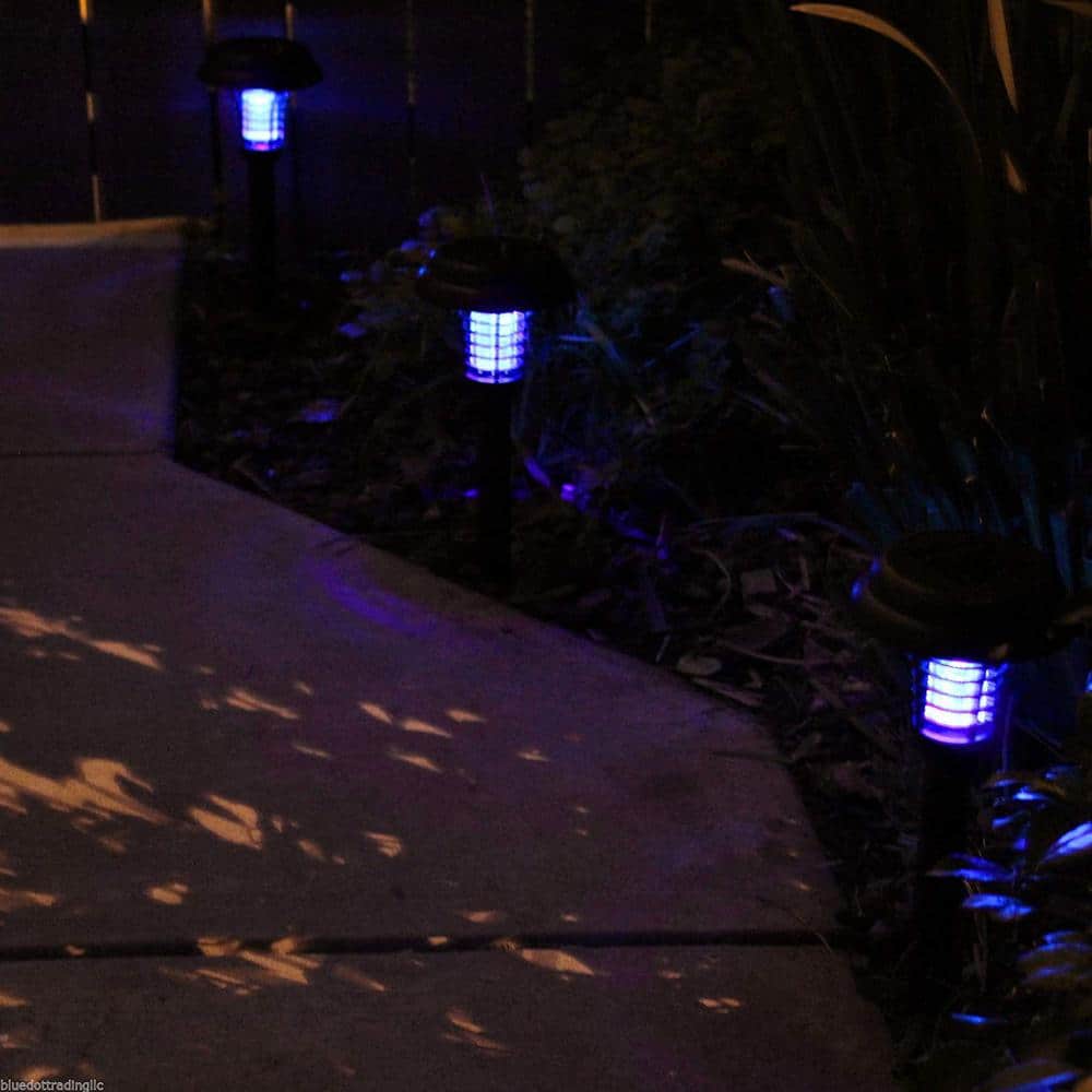 Solar Mosquito Insects Zapper Outdoor LED Pathway Garden Light (4-Pack) - Hercitys