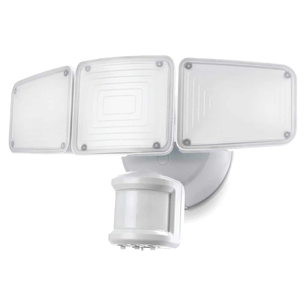White Motion Activated Outdoor Integrated LED Triple-Head Ultrabright Flood Light - Hercitys