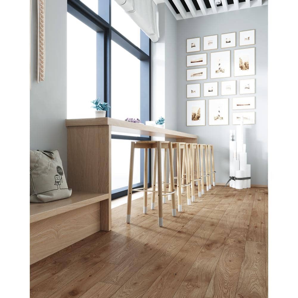 Brewster Oak 1/4 in. T x 5 in. W Click Lock Wire Brushed Engineered Hardwood Flooring (16.7 sq.ft./case) - Hercitys