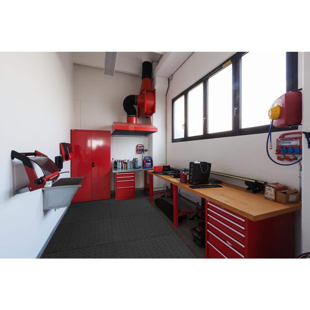 Black 24 in. W x 24 in. L x 0.47 in. Foam Interlocking Gym Floor Tiles (6 Tiles/Pack) (24 sq. ft.) - Hercitys