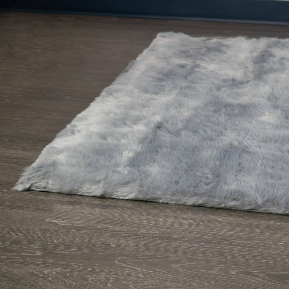 Auriel Grey 5 ft. x 7 ft. Faux Sheepskin Fur Rectangular Area Rug - Hercitys