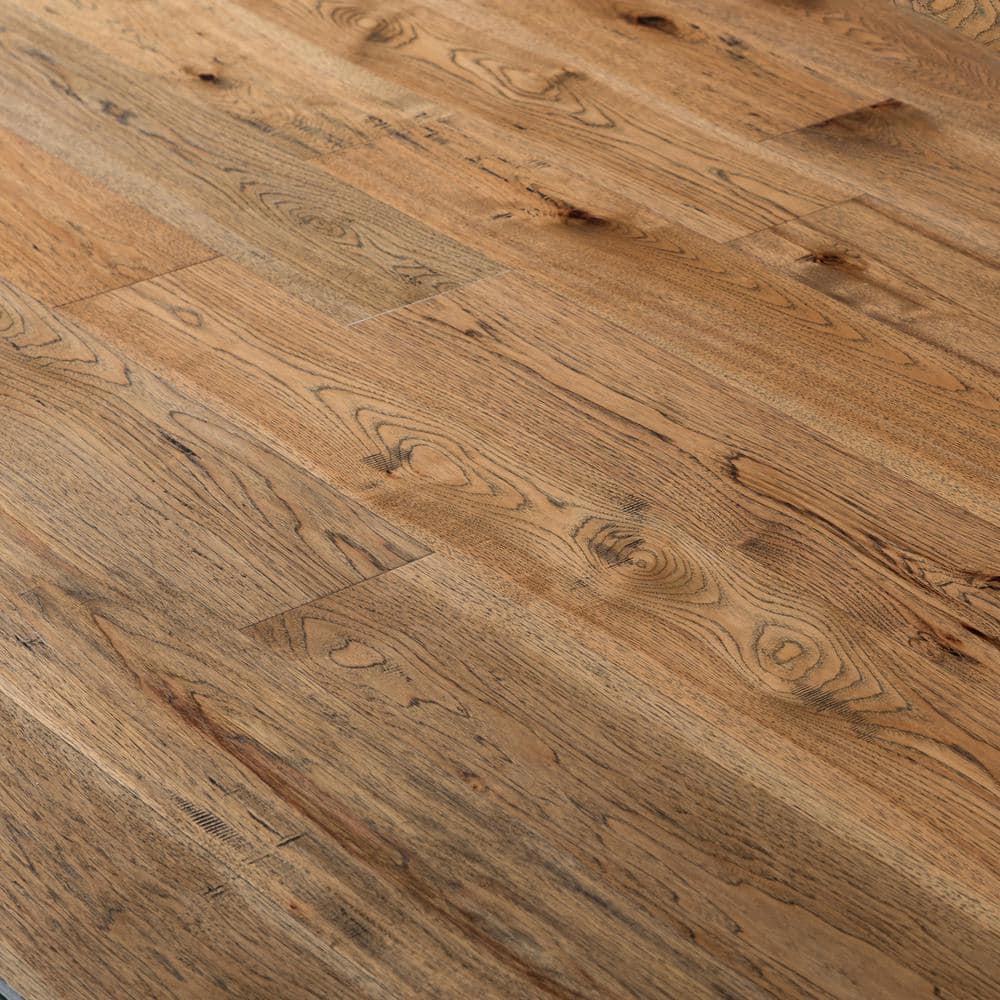 Heirloom Distressed Hickory 3/8 in. T x 7.5 in. W Click Lock Brushed Engineered Hardwood Flooring (19.43 sq.ft./case) - Hercitys