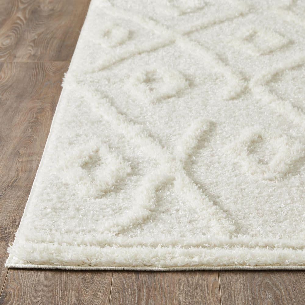 Vemoa Avonako Cream 5 ft. 3 in. x 7 ft. 3 in. Geometric Polyester Area Rug - Hercitys