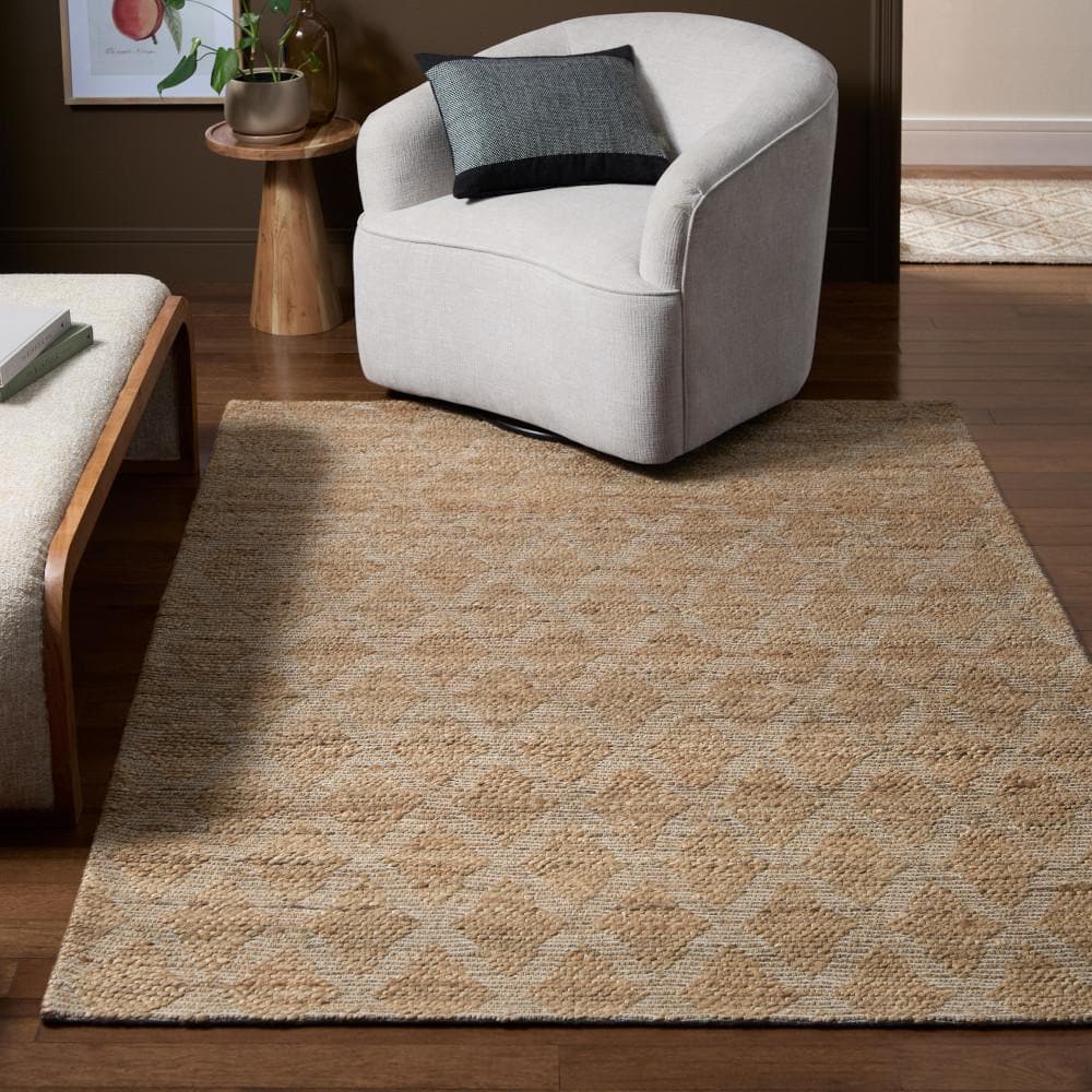 Sol Diamond Ivory 5 ft. x 7 ft. Hand Knotted 100% Jute Beige Area Rug - Hercitys