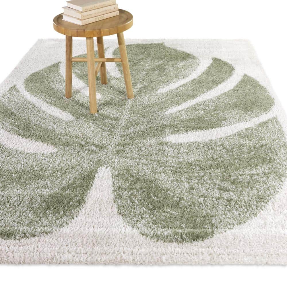Peres Green 5 ft. x 7 ft. Floral Area Rug - Hercitys