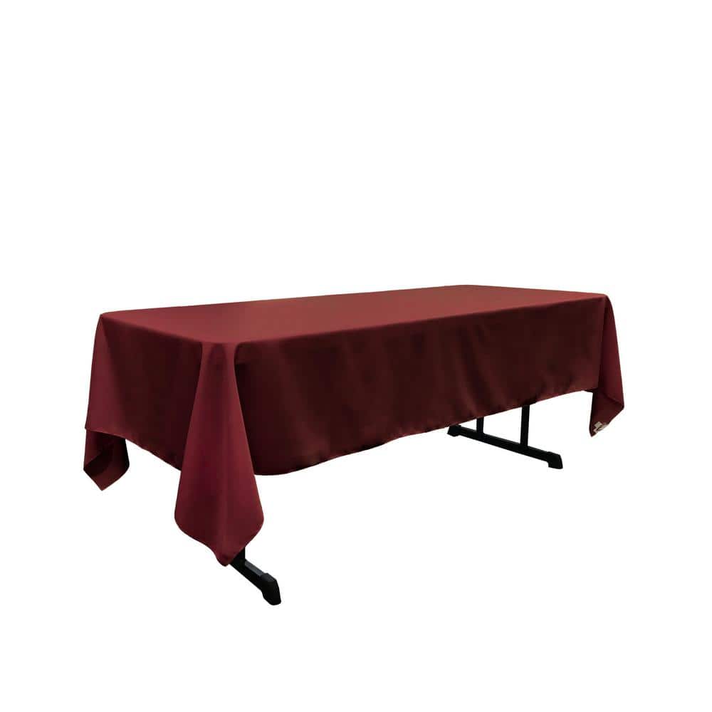 60 in. x 102 in. Burgundy Solid Polyester Poplin Rectangular Tablecloth - Hercitys