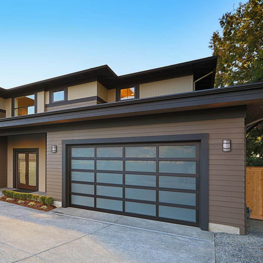 850 Lumens Integrated LED Bronze Dusk to Dawn Half Moon Security Wall Pack Light, 4000K - Hercitys