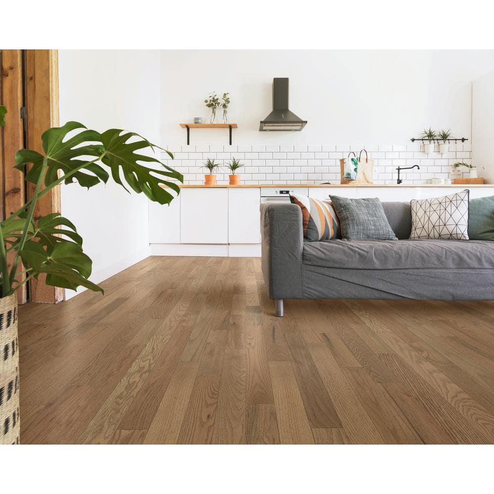 Northern Coast Rock Cliffs Oak 3/4 in. T x 4 in. W Smooth Solid Hardwood Flooring (16 sq.ft./case) - Hercitys