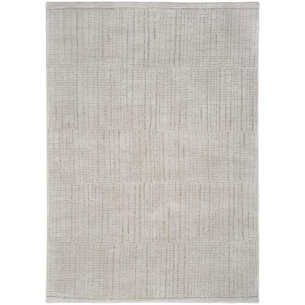 Santa Cruz Silver 5 ft. x 7 ft. Abstract Contemporary Area Rug - Hercitys