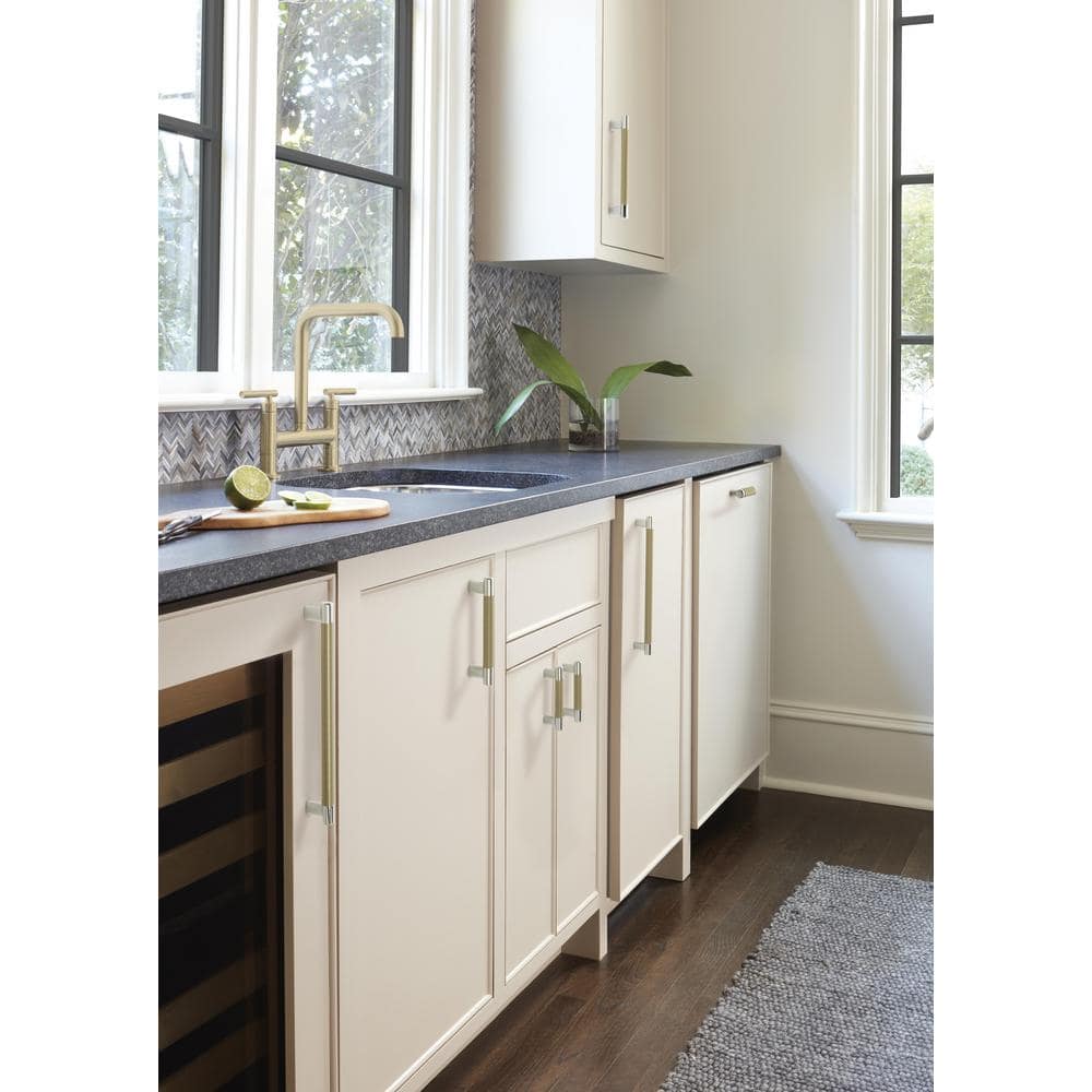 Esquire 5-1/16 in. (128mm) Modern Polished Nickel/Golden Champagne Bar Cabinet Pull - Hercitys