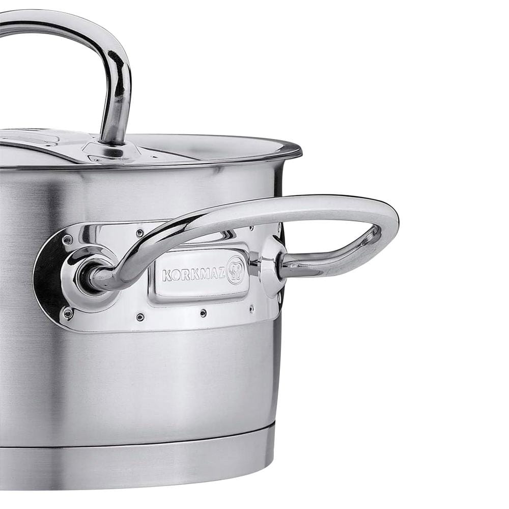 Proline Professional Series 3.1 Liter Stainless Steel Saute Pan with Lid in Silver - Hercitys