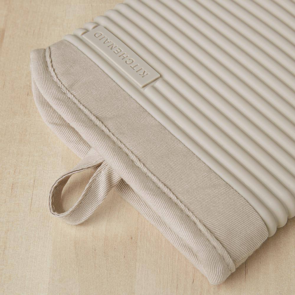 Ribbed Soft Silicone Tan Oven Mitt 2 Pack - Hercitys