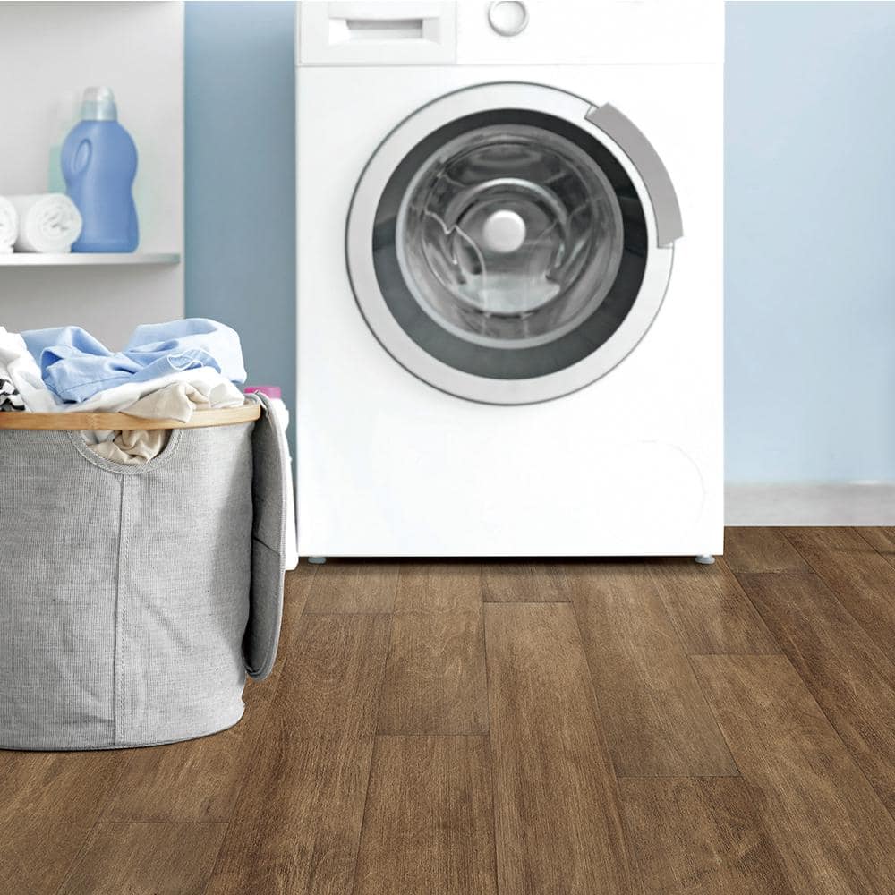 Trapper Peak Birch 2/7 in. T x 6.5 in. W Click Lock Wire Brushed Engineered Hardwood Flooring (19.5 sq.ft./case) - Hercitys