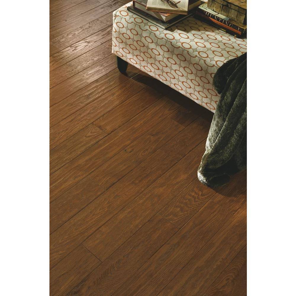 American Vintage Flint Oak 3/4 in. T x 5 in. Scraped Solid Hardwood Flooring (23.5 sq.ft./ctn) - Hercitys