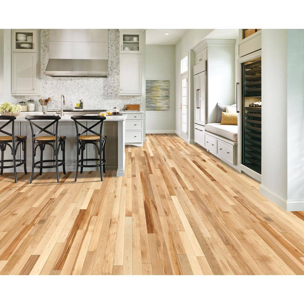American Originals Country Natural Maple 3/4 in. T x 3-1/4 in. W Smooth Solid Hardwood Flooring (22 sq.ft./ctn) - Hercitys