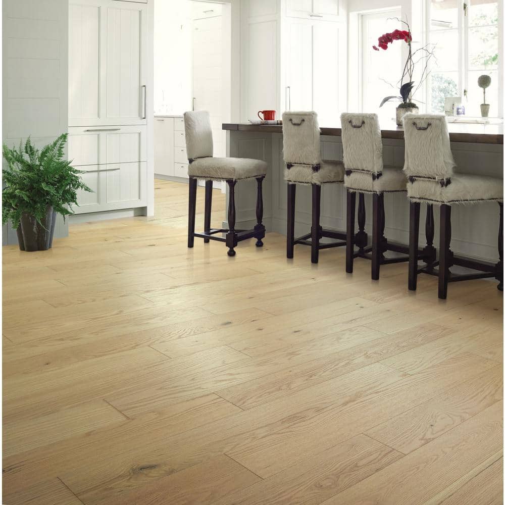 Serenity Pecan Red Oak 1/2 In. T X 6.38 in. W Tongue and Groove Engineered Hardwood Flooring (25.4 sq.ft./case) - Hercitys