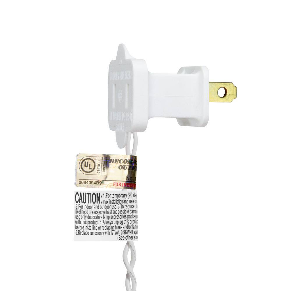 Green Shamrock St Patrick’s Day Pathway Marker Lawn Stakes, Clear Lights (4-Count) - Hercitys