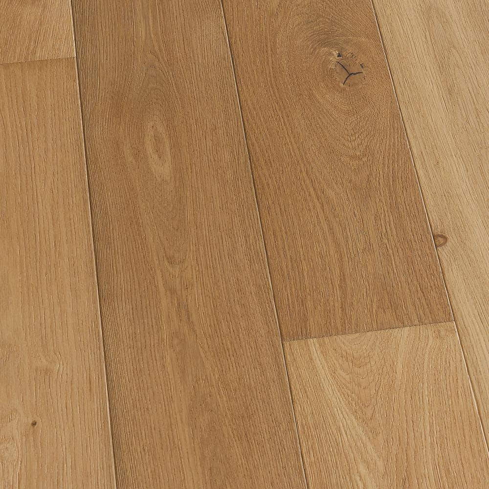 Hollister French Oak 1/2 in. T x 7.5 in. W Tongue & Groove Wirebrushed Engineered Hardwood Flooring (1399.2 sq. ft./plt) - Hercitys