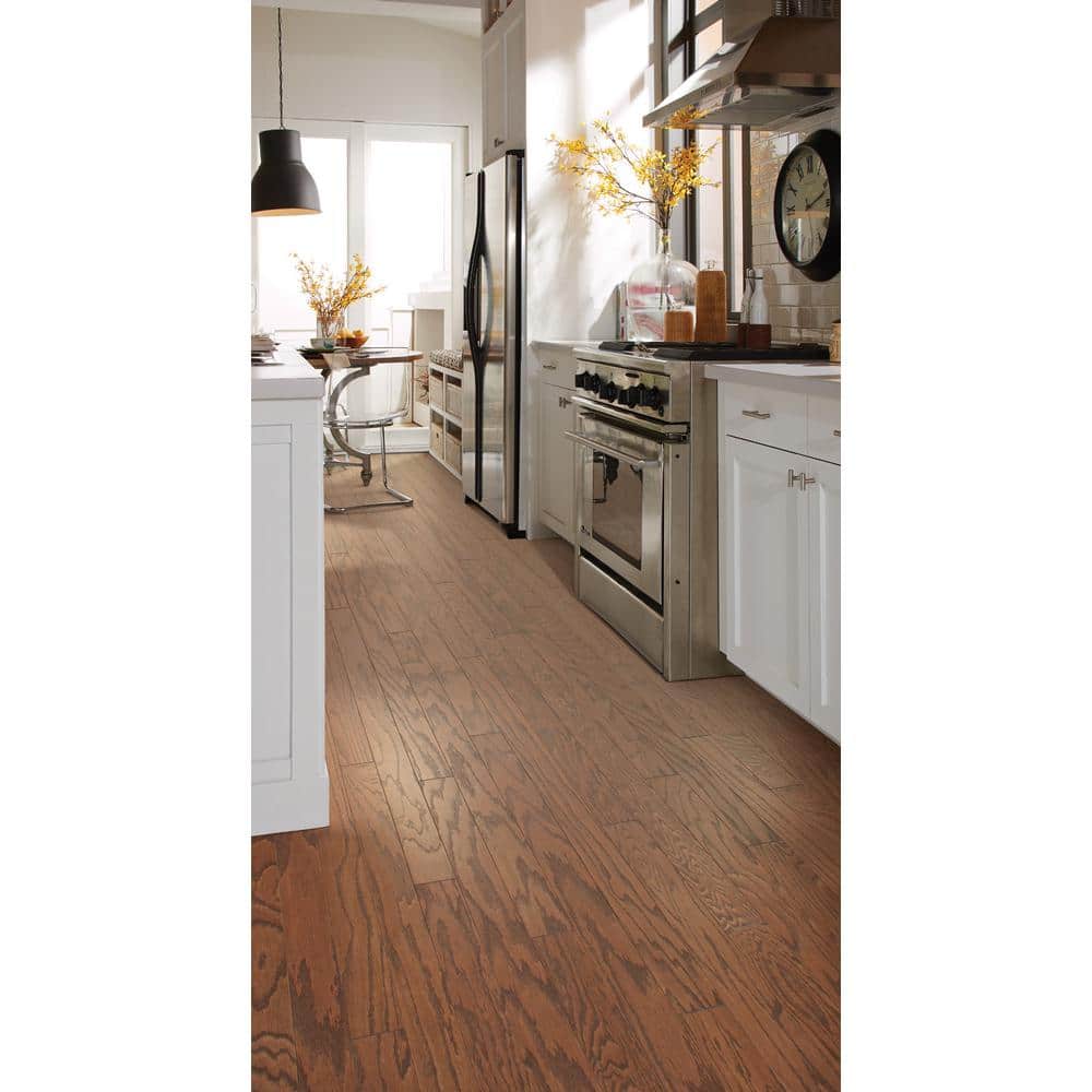 Bradford 3 Cinnamon Red Oak 3/8 in. T X 3.25 in. W Tongue and Groove Engineered Hardwood Flooring (23.76 sq.ft./case) - Hercitys