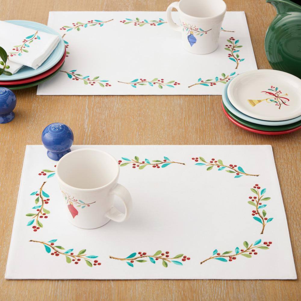 Holly Sprig Holiday Border 13 in. x 18 in. White/Red/Green Placemat Set (4-Pack) - Hercitys