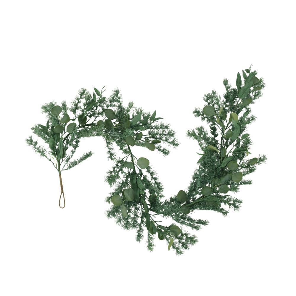 Sedlari 5.5 ft. Eucalyptus and Fir Artificial Christmas Garland - Hercitys
