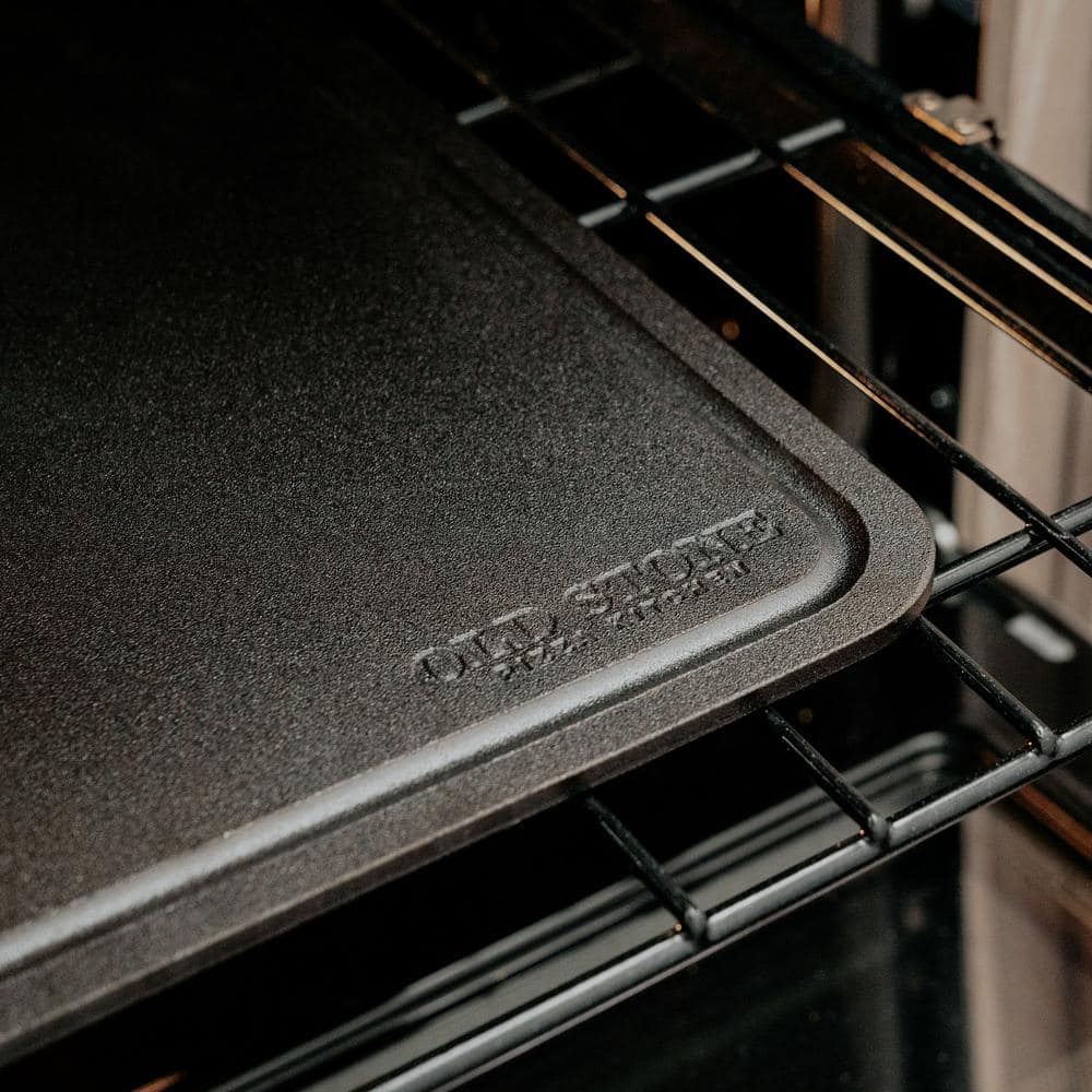 Pizza Steel with Moat, 14 x 14 in. 1/4 in. - Hercitys