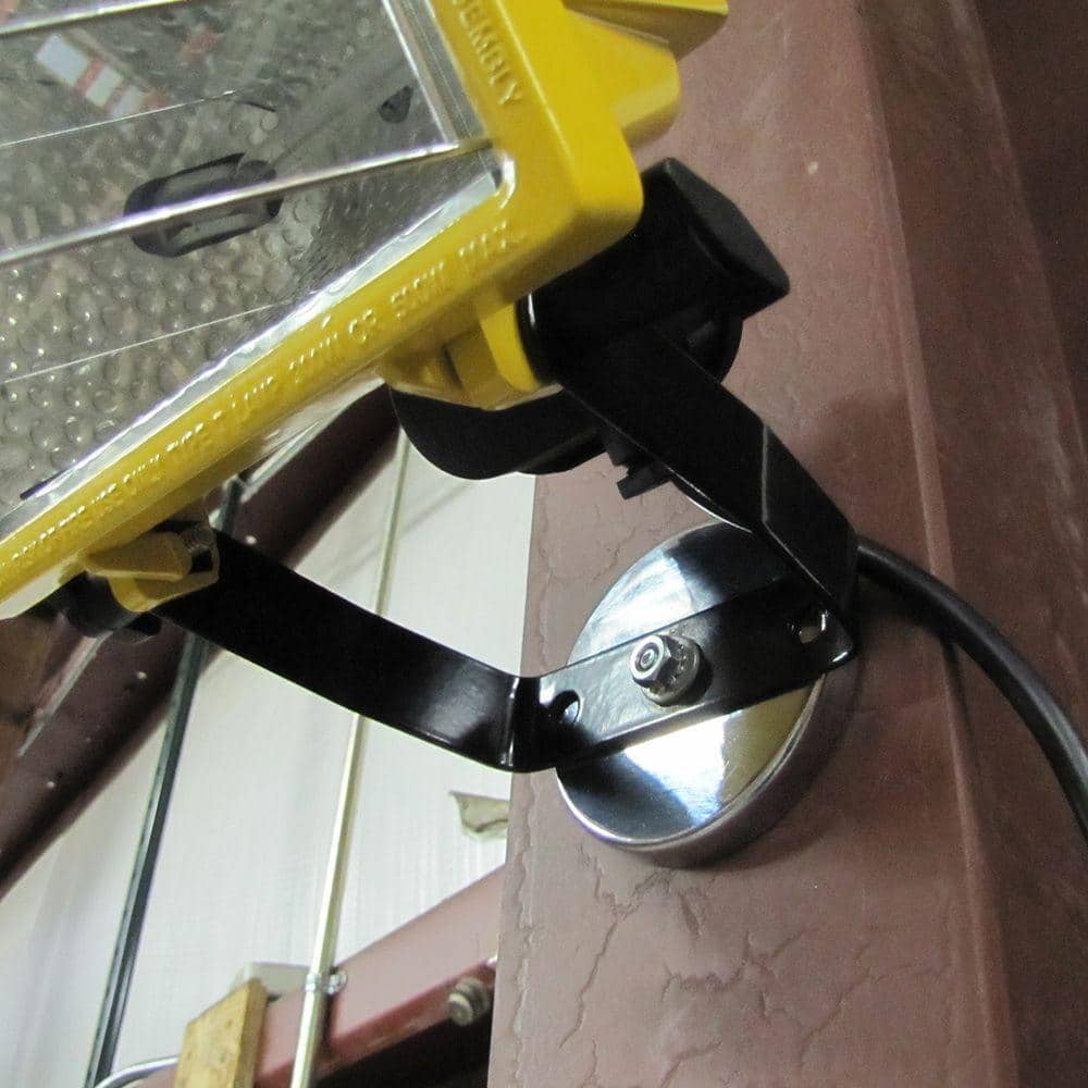 65 lb. Heavy Duty Round Pull Magnets - Hercitys