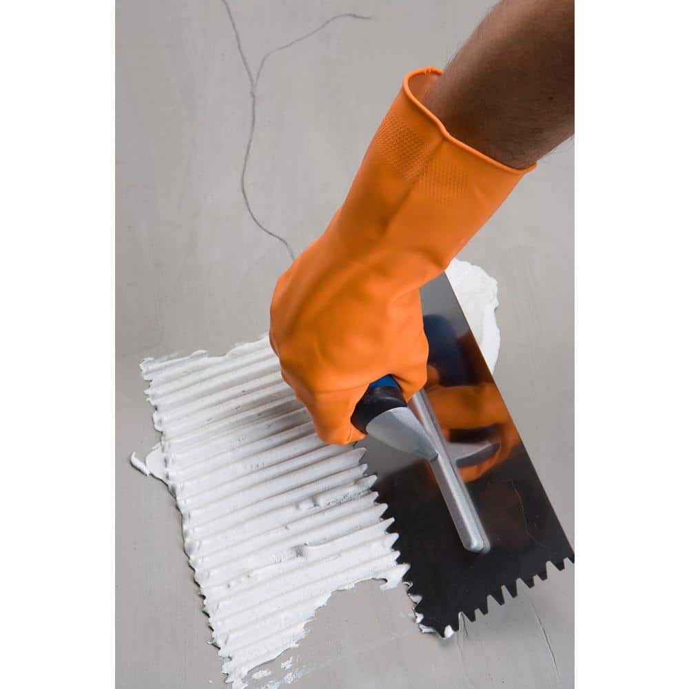 SpeedFinish 8 lb. Patching and Finishing Compound Underlayment for Patching/Repair - Hercitys