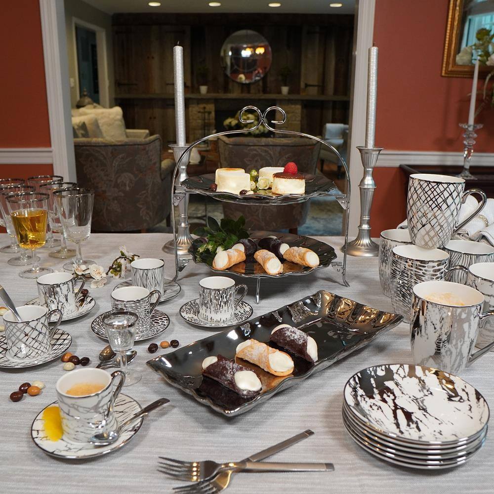 Silver Coast 2-Tier Dish Rack with 11 in. Plates - Hercitys