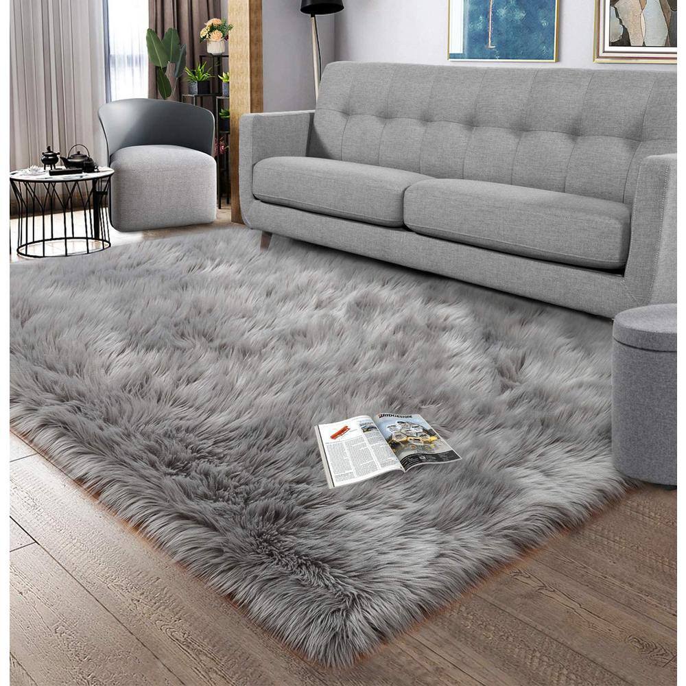 Sheepskin Faux Fur Gray 5 ft. x 7 ft. Cozy Fluffy Rugs Area Rug - Hercitys
