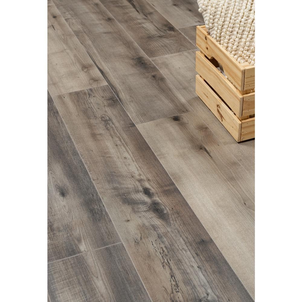 Abottsbury Maple 7 mm T x 8 in. W Laminate Wood Flooring (23.91 sq. ft./case) - Hercitys