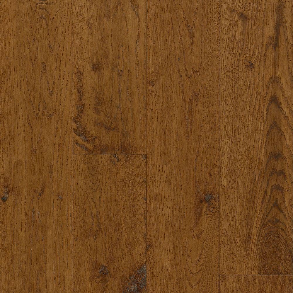 American Vintage Fall Classic Oak 3/8 in. T x 5 in. W T+G Hand Scraped Engineered Hardwood Flooring (25 sq.ft./ctn) - Hercitys