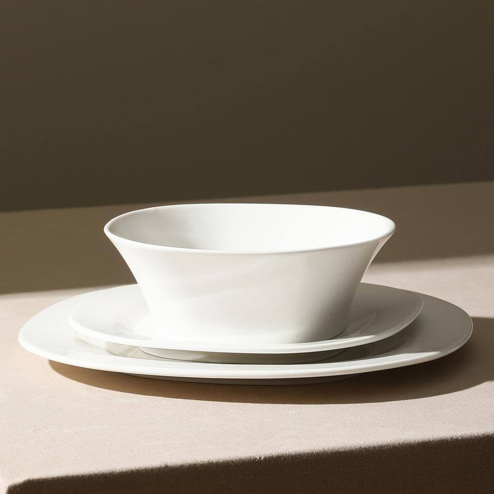 Quadro 12-Piece White Porcelain Dinnerware Set (Service for 4) - Hercitys