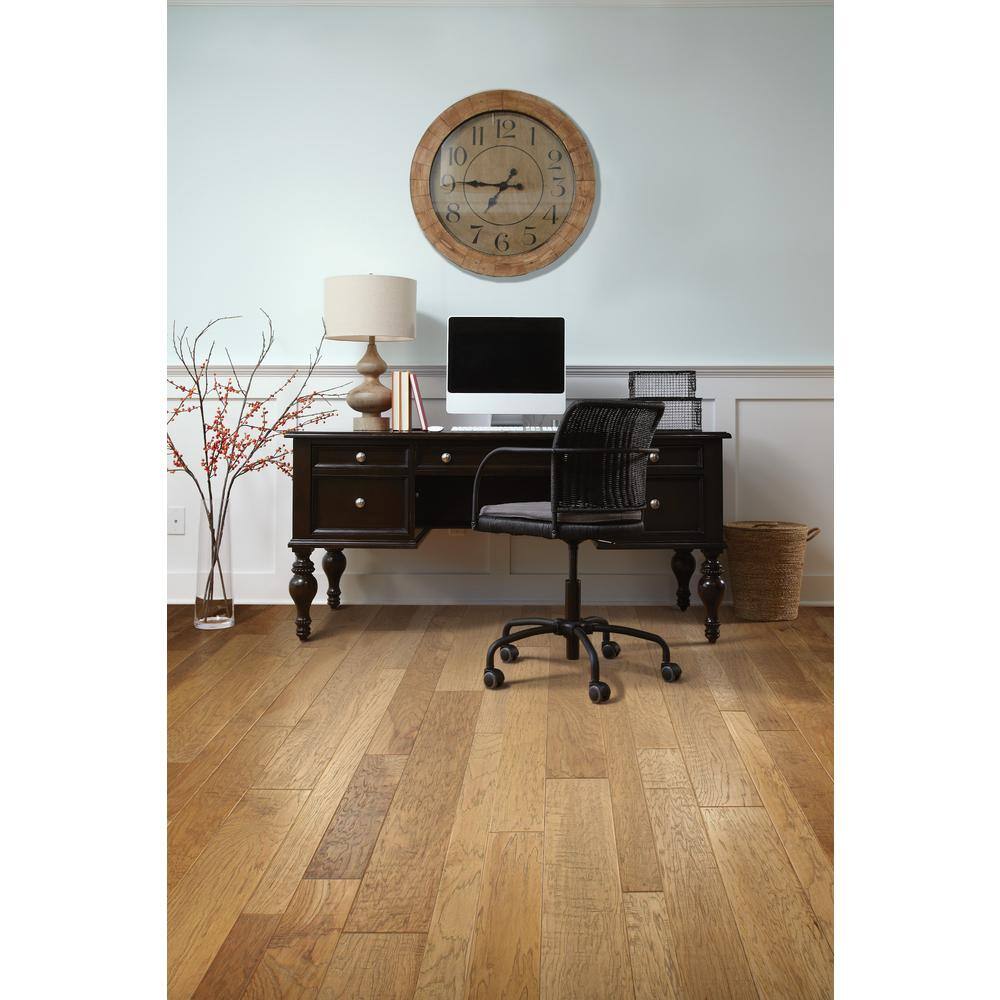 Canyon Honey Hickory 3/8 in. T X 6.3 in. W Tongue and Groove Engineered Hardwood Flooring (34.96 sq.ft./case) - Hercitys