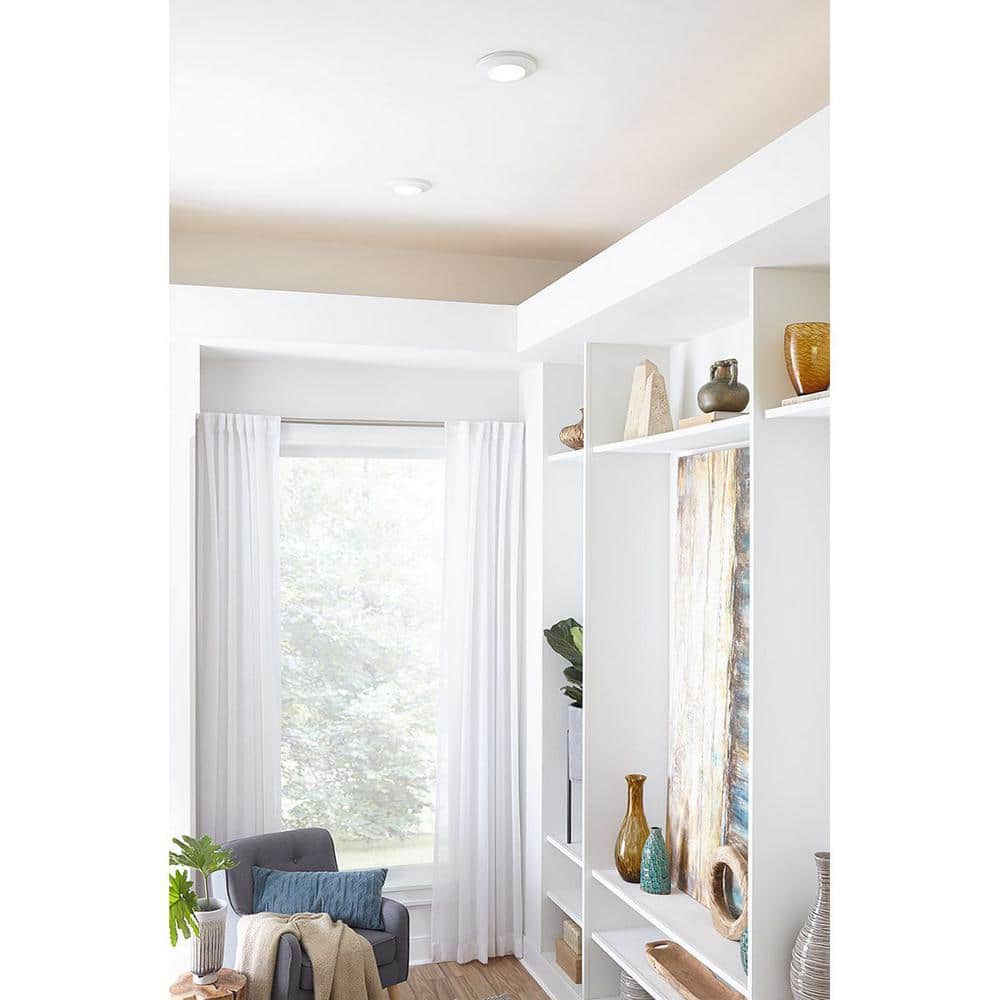 White LED Flush Mount - Hercitys