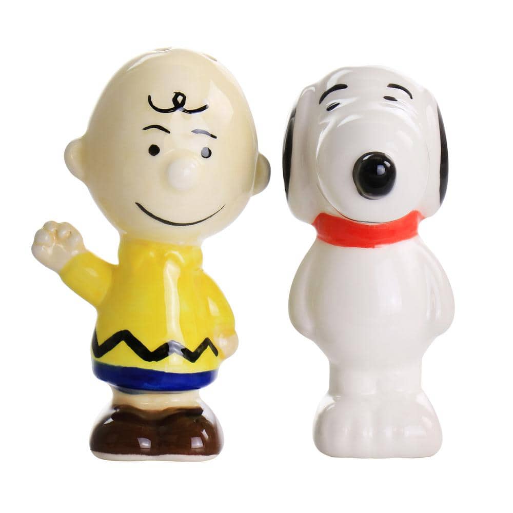 Peanuts Classical Pals Charlie Brown and Snoopy Figurine Salt and Pepper Shaker Set - Hercitys