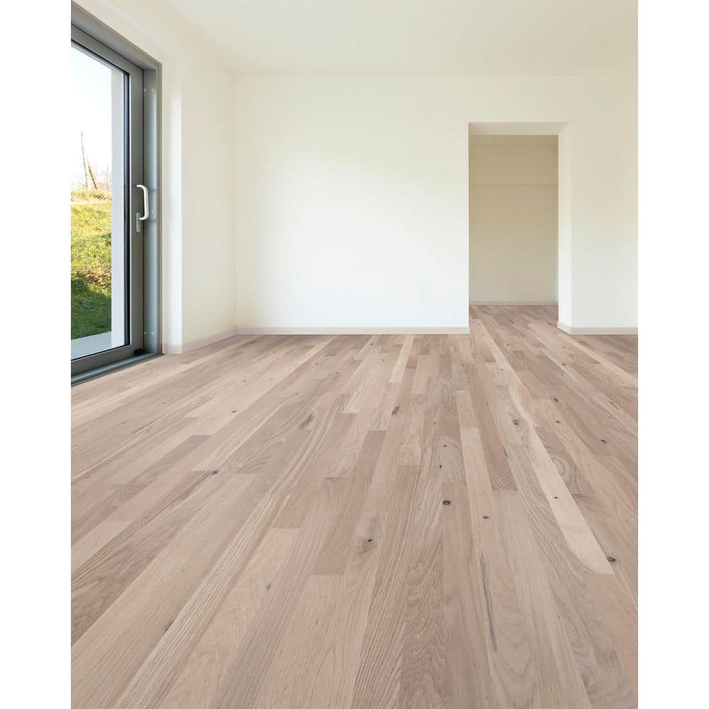 Unfinished Solid White Oak #1 Common 3/4 in. T x 2.25 in. W x Random Length Hardwood Flooring (19.5 sq.ft./Case) - Hercitys