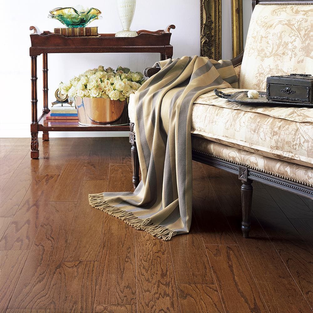 Turlington Woodstock Oak 3/8 in. T x 3 in. W Click Lock Smooth Engineered Hardwood Flooring (22 sq.ft./ctn) - Hercitys
