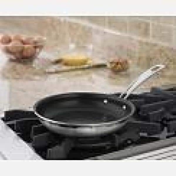 MultiClad Pro Steel Skillet with Nonstick Coating - Hercitys