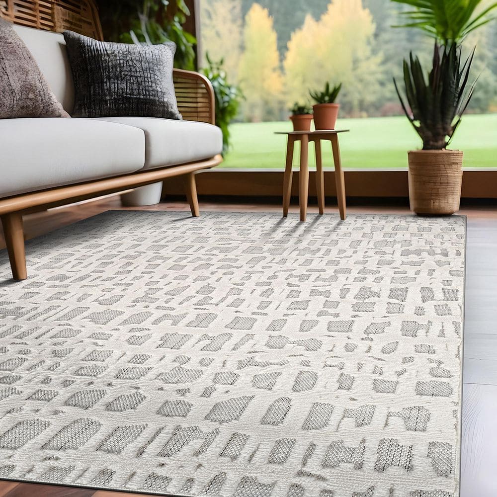 Cloudy Touch Grey/White 5×7 ft. Surreal Indoor Area Rug - Hercitys