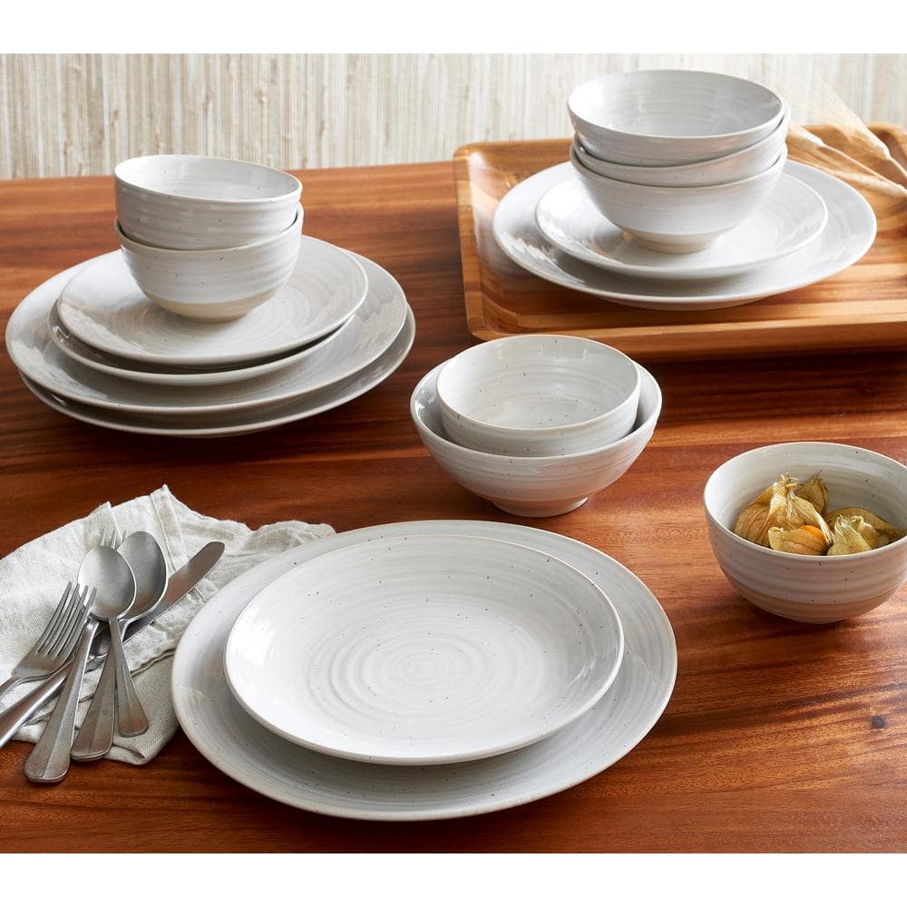 Siterra 16-Piece Casual Rustic White Stoneware Dinnerware Set (Service for 4) - Hercitys