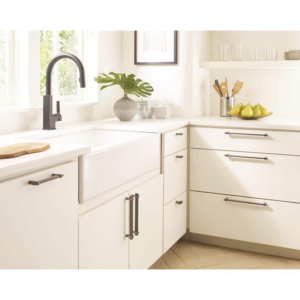 Mulino 7-9/16 in. (192mm) Modern Black Brushed Nickel/Black Nickel Bar Cabinet Pull - Hercitys