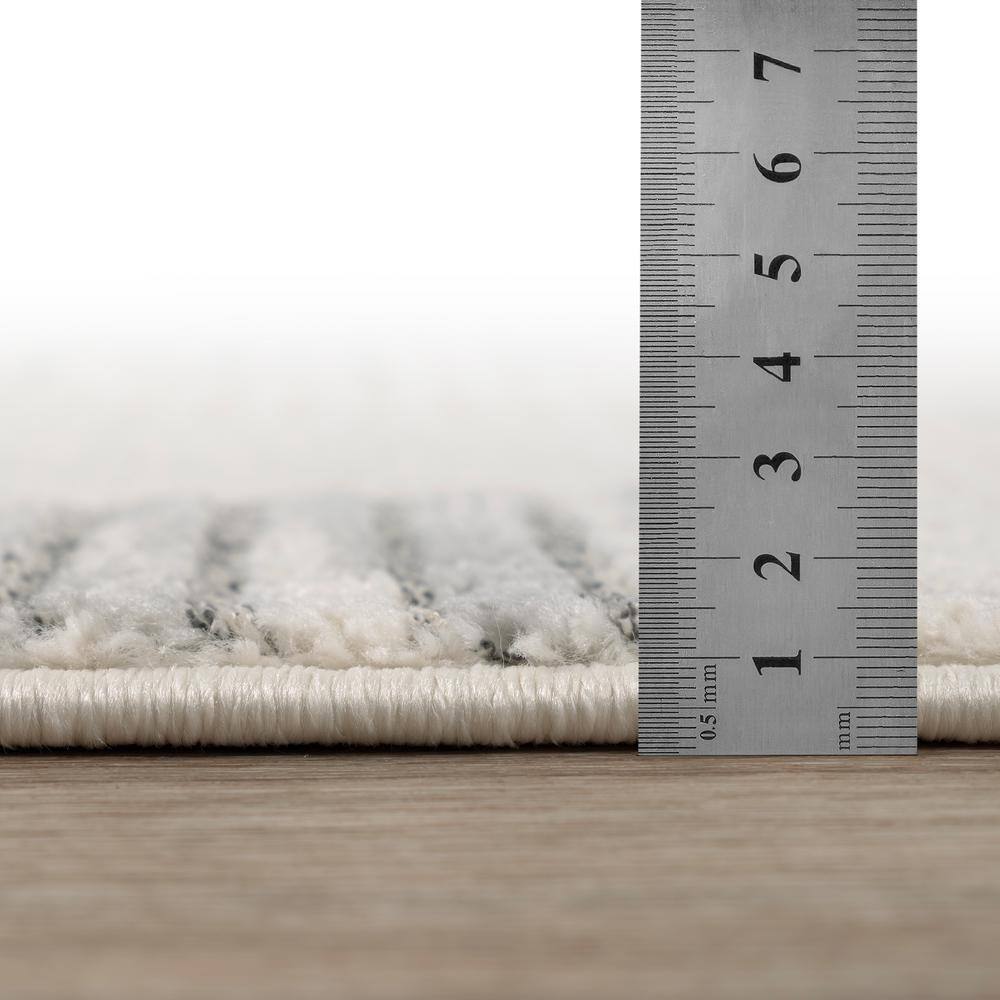 Nizza Collection Phoenix Ivory 5 ft. x 7 ft. Geometric Area Rug - Hercitys