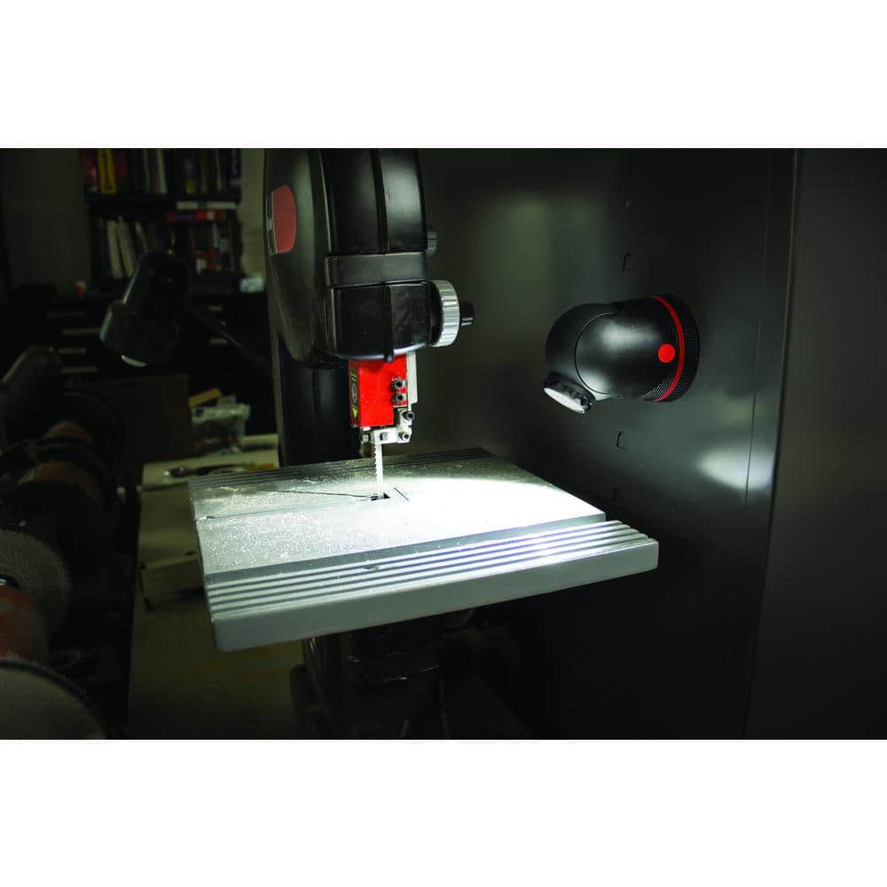 PM500R 700 Lumens Rechargeable Focusing LED Work Light - Hercitys