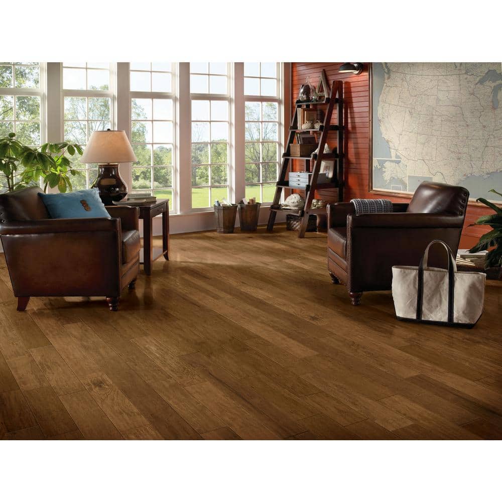 American Vintage Bear Creek Oak 3/8 in. T x 5 in. W T+G Hand Scraped Engineered Hardwood Flooring (25 sq.ft./ctn) - Hercitys