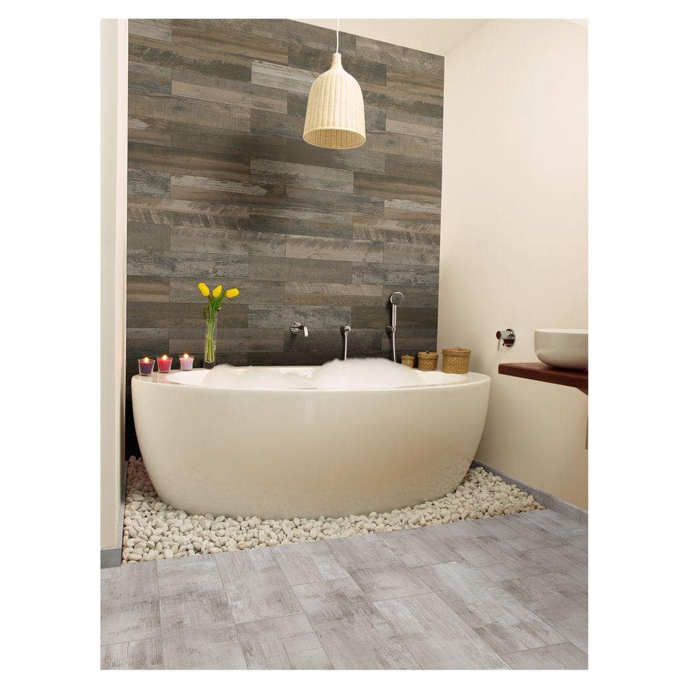 Montagna Wood Weathered Gray 6 in. x 24 in. Porcelain Floor and Wall Tile (14.53 sq. ft. / case) - Hercitys