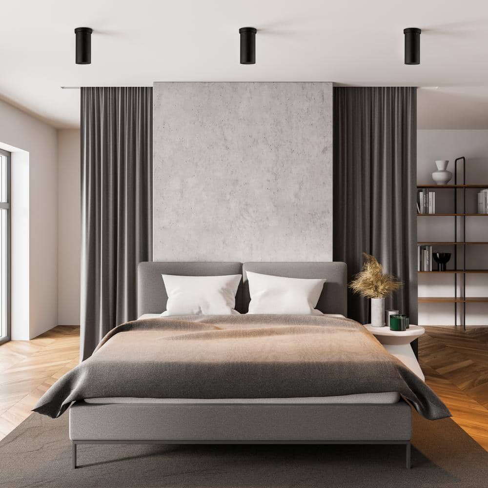 Tortoreto 4 in. W x 8.86 in. H 1-Light Matte Black Metal Flush Mount - Hercitys