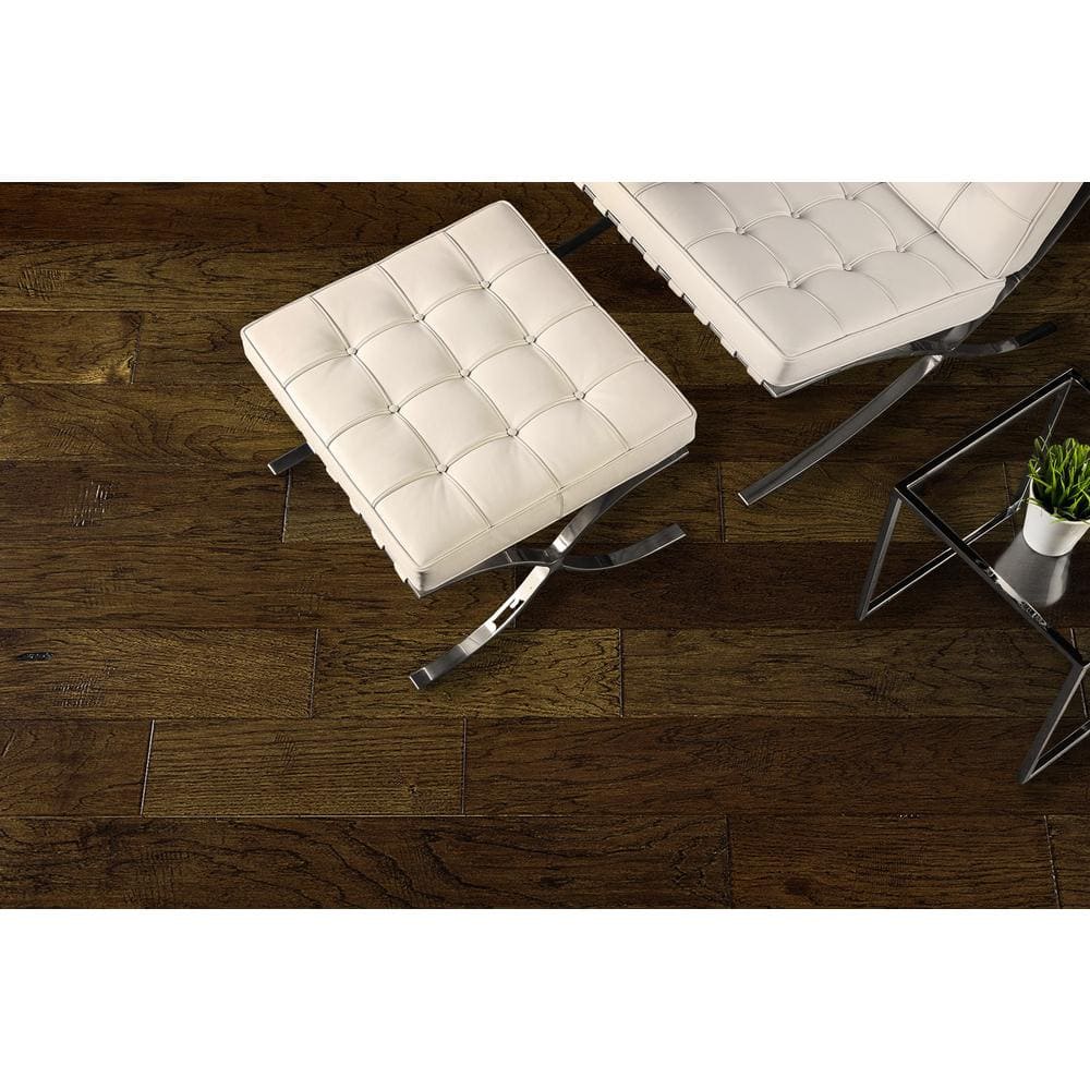 Heritage Avalon Hickory 3/8 in. T x 5 in. W Tongue & Groove Hand Scraped Engineered Hardwood Flooring (32.8 sq.ft./case) - Hercitys