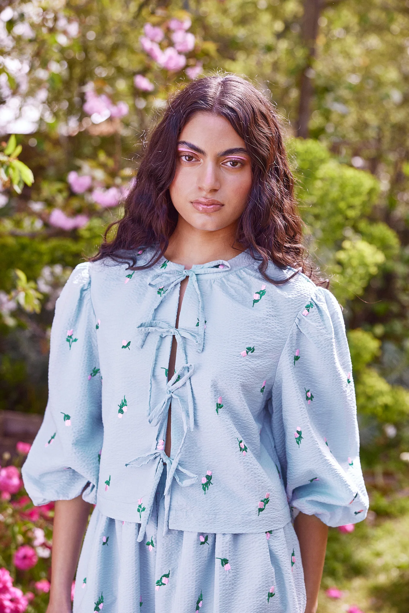 SUKI BLOUSE - BLUE ROSES - Hercitys